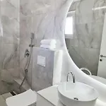 Adria Mare تْسْغيكفانِتْسا